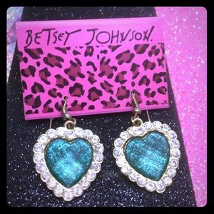 𗁡💙 Turquoise Heart Earrings 💙𗁡